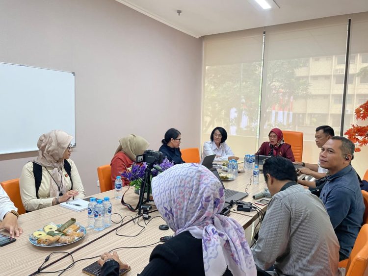 Dittipid PPA PPO Bareskrim Polri menggelar kegiatan Sosialisasi Pedoman Pelaksanaan Diversi dan Penanganan Anak yang Belum Berumur 12 Tahun di Lingkungan Polri, Selasa (19/8/2025). Kegiatan berlangsung di Ruang RPK Dittipid PPA PPO Bareskrim Polri Lantai 1, dengan melibatkan peserta dari internal Polri dan lintas instansi terkait, baik secara langsung maupun melalui zoom meeting.