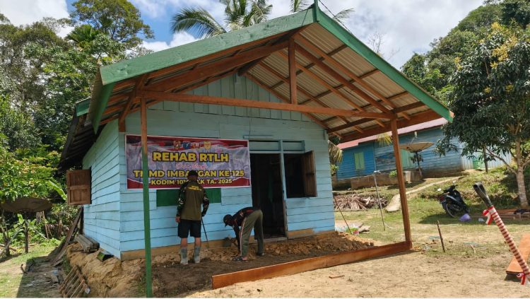 Salah satu sasaran di RT 01/RW 03, Desa Karya Bakti yaitu rumah milik bapak Badi Jamhuri, telah selesai 100 persen. Capaian ini menjadi bukti komitmen TNI bersama pemerintah daerah dan masyarakat untuk menghadirkan hunian yang lebih layak bagi warga kurang mampu.