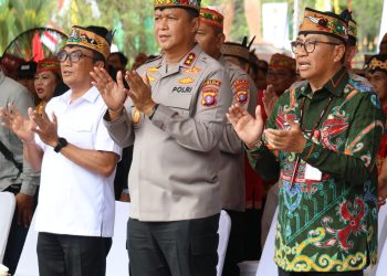 Kapolda Kalteng menghadiri acara Pumpung Hai Borneo bertajuk 'Internasional Day of The World Indigenous People 2025' di Betang Hapakat, Jl. RTA. Milono Km.5, Kota Palangka Raya, Kamis (21/8/2025).