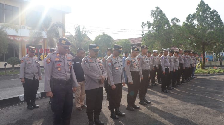 Polresta Palangka Raya menggelar apel pagi yang dipimpin oleh Kabag SDM Kompol Suyatno, serta diikuti oleh para Kabag, Kasat, Kasi, perwira, bintara, dan ASN di lingkungan Polresta, Selasa (26/8/2025).