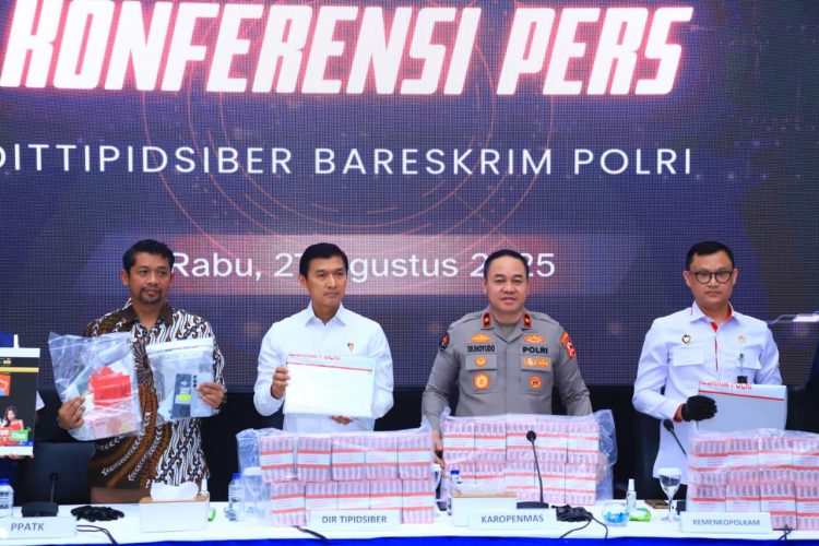 Pengungkapan ini disampaikan dalam Konferensi Pers Dittipidsiber Bareskrim Polri di Gedung Awaloedin Djamin, Bareskrim Polri, Jakarta, Rabu (27/8/2025).