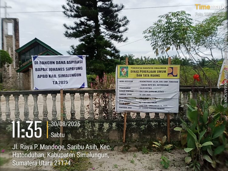 Pengerjaan proyek infrastruktur jalan kabupaten tersebut di Huta Palia Borta, Nagori Saribu Asih, Kecamatan Hatonduhan, Kabupaten Simalungun dan dikerjakan oleh PT. Cerdas Perkasa Mandiri dengan pagu anggaran mencapai Rp 1.9 Miliar lebih dan bersumber dari dana APBD Kabupaten Simalungun tahun 2025.