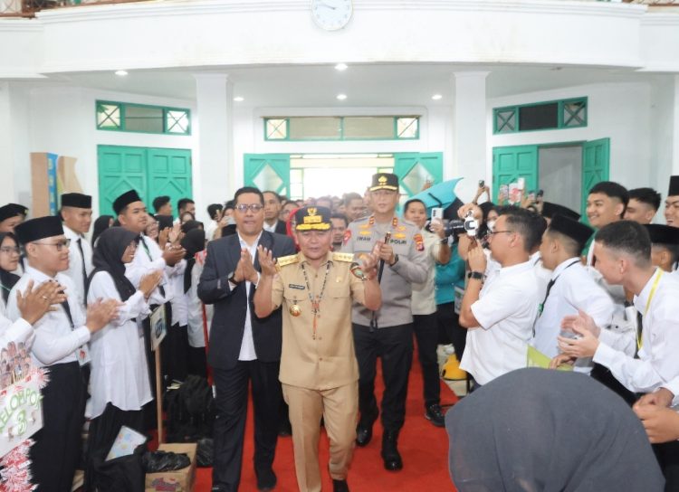 acara Pengenalan Budaya Akademik dan Kemahasiswaan (PBAK) UIN Palangka Raya Tahun 2025, di Aula Utama UIN Palangka Raya, Senin (11/8/2025).