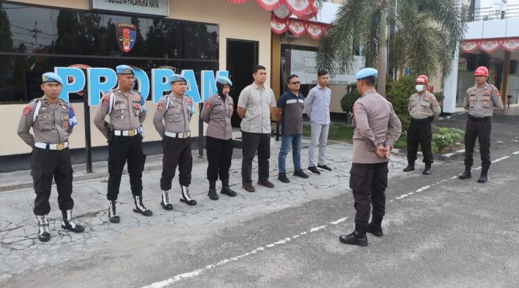 Apel tersebut dilaksanakan pada Mapolresta Palangka Raya, Jalan Tjilik Riwut Km. 3,5, Kota Palangka Raya, Kalimantan Tengah, yang dihadiri oleh seluruh personel Sipropam, Rabu (27/8/2025) mulai pukul 06.30 WIB.