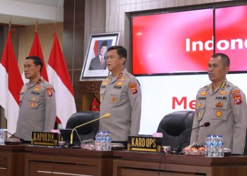 Kegiatan tersebut, dibuka langsung oleh Kapolda Kalteng Irjen Pol Iwan Kurniawan, S.IK., M.Si. didampingi Wakapolda Brigjen Pol Dr. Rakhmad Setyadi, S.IK., S.H., M.H. dan turut diikuti sejumlah pejabat utama Polda, pengemban fungsi operasional di jajaran Polda Kalteng.