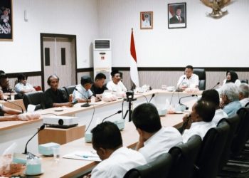 Audiensi yang digelar Aliansi Masyarakat Purbalingga bersama Bupati Purbalingga H. Fahmi Muhamad Hanif bertempat di ruang Rapat Bupati pada hari Rabu, 3 September 2025 dari pukul 16.00 wib-pukul 20.00 wib berlangsung kritis dan penuh kebersamaan.