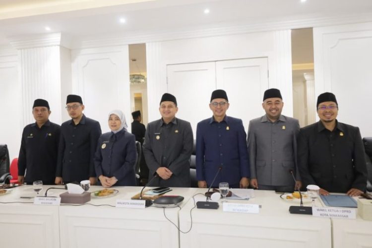 DPRD Kota Makassar resmi mengesahkan APBD Perubahan (APBD-P) 2025 sebesar Rp5,128 triliun melalui rapat paripurna yang dipimpin Ketua DPRD Supratman, Kamis (4/9/2025).