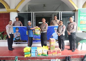 Direktorat Lalu Lintas (Ditlantas) Polda Kalteng melaksanakan kegiatan Bakti Religi di sejumlah rumah ibadah. Kamis (4/9/2025) pagi.