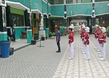 Satuan Lalu Lintas (Satlantas) Polresta Palangka Raya melaksanakan kegiatan latihan Polisi Cilik (Pocil) di Madrasah Ibtidaiyah Negeri (MIN) 1 Kota Palangka Raya, Jumat (5/9/2025).