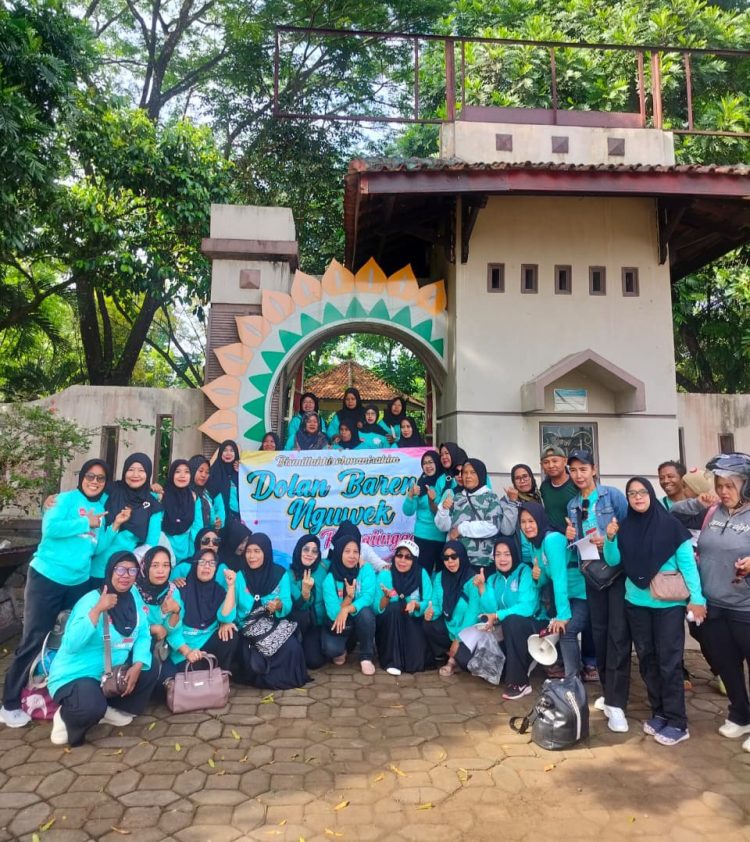 Pada pertemuan rutin yang ke-9 Minggu 07 September 2025 kali ini, Nguwek memilih lokasi di luar Purbalingga, tepatnya di Pantai Jetis, Cilacap. Agenda arisan tersebut sekaligus dimanfaatkan untuk evaluasi kinerja pengurus serta mempererat kebersamaan dengan suasana wisata.