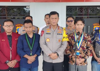 Kepala Kepolisian Daerah Kalimantan Tengah (Kapolda Kalteng) Irjen Pol Iwan Kurniawan, S.IK., M.Si. , menerima kunjungan silaturahmi dari aliansi Cipayung Plus di Lobi Mapolda setempat, Jl. Tjilik Riwut Km.1, Kota Palangka Raya, Rabu (10/09/2025).