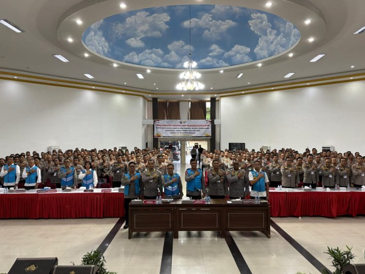 Kegiatan ini digelar secara serentak dan terpusat di Mabes Polri dipimpin langsung oleh Asisten Kapolri Bidang Sumber Daya Manusia (As SDM) Irjen Pol Anwar, S.IK., M.Si.