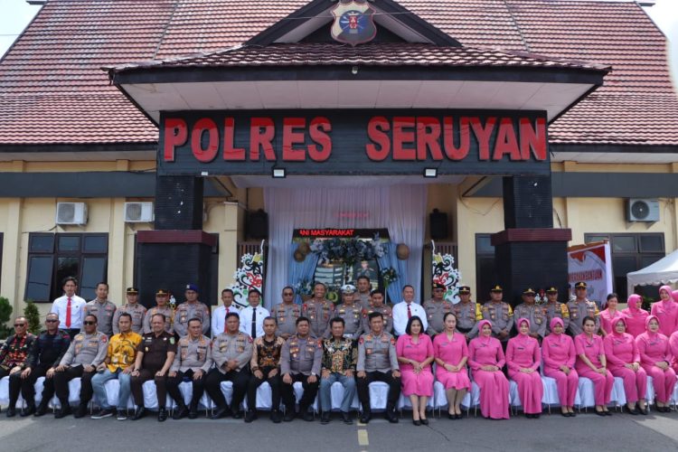 Kapolda Kalimantan Tengah, Irjen Pol Iwan Kurniawan, S.I.K., M.Si. berkesempatan mengunjungi Mapolres Seruyan, Jumat (19/9/2025).