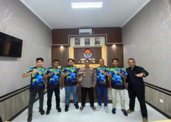 Polda Kalimantan Tengah (Kalteng) mengirimkan lima atlet terbaiknya dan satu pendamping, terdiri dari personel Polda dan jajaran untuk mengikuti Kejuaraan Tenis Meja Piala Panglima TNI Cup 2025, dalam rangka memperingati HUT TNI ke-80 yang digelar di Pontianak, Kalimantan Barat.