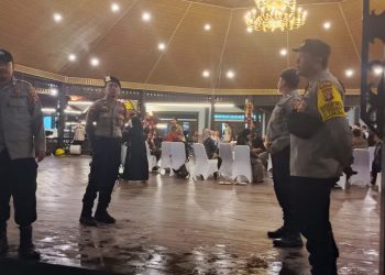 Jajaran Polresta Palangka Raya melaksanakan pengamanan jalannya kegiatan Musyawarah Komisariat Wilayah (Muskomwil) V Asosiasi Pemerintah Kota Seluruh Indonesia (Apeksi) Regional Kalimantan.