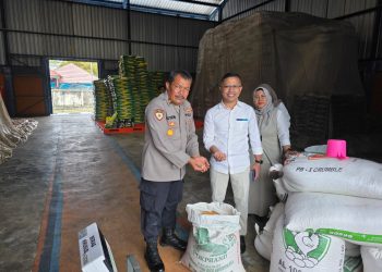 Kegiatan berlangsung di Gudang Bulog Kanwil Kalteng, dengan dipimpin langsung oleh Kabag SDM Polresta Palangka Raya, Kompol Suyatno, beserta personel Bag SDM