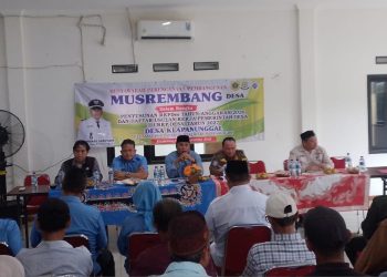 Musyawarah Perencanaan  Pembangunan Desa (Musrenbangdes) Dalam Rangka Penyusunan RKP Des Tahun Anggaran 2026 Dàn Daftar Usulan Kerja Pemerintah Desa ( DURKP Desa ) Tahun 2027 Desa Klapanunggal. (Foto. Dok: RH/Mitrapolri.com)