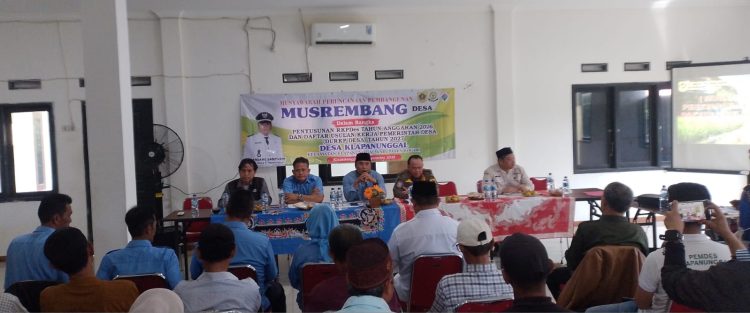 Musyawarah Perencanaan  Pembangunan Desa (Musrenbangdes) Dalam Rangka Penyusunan RKP Des Tahun Anggaran 2026 Dàn Daftar Usulan Kerja Pemerintah Desa ( DURKP Desa ) Tahun 2027 Desa Klapanunggal. (Foto. Dok: RH/Mitrapolri.com)
