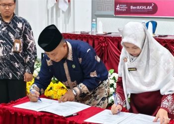 Kepala Kantor Kementerian Agama Kabupaten Nagan Raya Dr H Salman Al Farisi SAg MPd melakukan penanda tanganan kerjasama dengan Badan Pusat Statistik Nagan Raya.