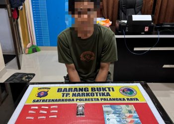 Kali ini, seorang pria berinisial M (37) berhasil diamankan bersama barang bukti sabu seberat kurang lebih 2,32 gram, Senin (29/9/2025).