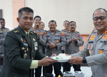 Jajaran Polresta Palangka Raya melaksanakan kunjungan silaturahmi ke Markas Komando Distrik Militer (Makodim) 1016/Palangka Raya, Sabtu (5/10/2025).
