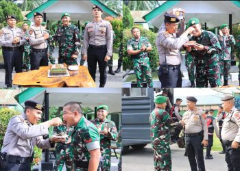 Polres Labuhanbatu memberikan surprise berupa kue ulang tahun kepada prajurit Kompi Senapan C Yonif 126/Kala Cakti. Kegiatan penuh keakraban ini berlangsung pada Senin (06/10/2025) di Kompi Senapan C Yonif 126/KC, Padang Matingi, Kecamatan Rantau Utara, Kabupaten Labuhanbatu.
