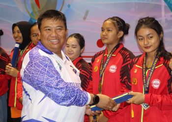 Polresta Palangka Raya melaksanakan pengamanan kegiatan Tournament Bola Voli Kapolda Kalteng Cup 2025 yang memasuki babak final dan penutupan, Minggu (5/10/2025) malam. Kegiatan berlangsung di Gedung Serbaguna Indoor Jalan Tjilik Riwut Km 5, Kelurahan Bukit Tunggal, Kecamatan Jekan Raya, Kota Palangka Raya.
