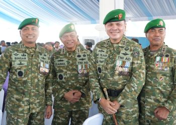Pangdam XXII/Tambun Bungai, Mayjen TNI Zainul Arifin, S.A.P., M.Sc., menghadiri Upacara Peringatan Hari Ulang Tahun ke-80 Tentara Nasional Indonesia yang digelar secara khidmat di Lapangan Monumen Nasional, Jakarta, pada Minggu (5/10/2025).