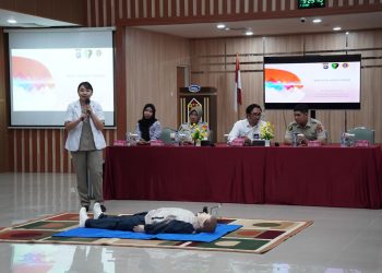 Rumkit Bhayangkara memberikan pelatihan pertolongan pertama (First Aid) kepada para pegawai Badan Pengawasan Keuangan dan Pembangunan (BPKP) Perwakilan Kalimantan Tengah bertempat di Aula Kantor BPKP Kalteng, Selasa (7/10/2025) siang.