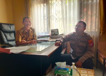 Kapolsubsektor Jekan Raya Polresta Palangka Raya, Iptu Narmanto, melaksanakan kegiatan silaturahmi ke Kantor Kelurahan Menteng, Kecamatan Jekan Raya, Kota Palangka Raya, Senin (13/10/2025).