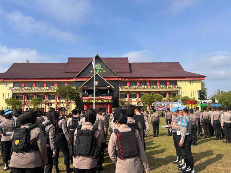 Polresta Palangka Raya melaksanakan apel kesiapan di Lapangan Barigas, Jalan Tjilik Riwut Km. 1, Rabu (15/10/2025).