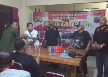 Mediasi yang berlangsung di Polresta Banyumas pada Kamis (16/10/2025) tersebut dilakukan setelah sebelumnya kasus ini sempat viral di berbagai media sosial dan mendapat perhatian publik.