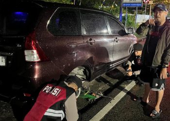 Personel Subdit Gasum Direktorat Samapta Polda Kalimantan Tengah (Kalteng) melaksanakan patroli malam di wilayah Kota Palangka Raya. Selasa (21/10/2025).