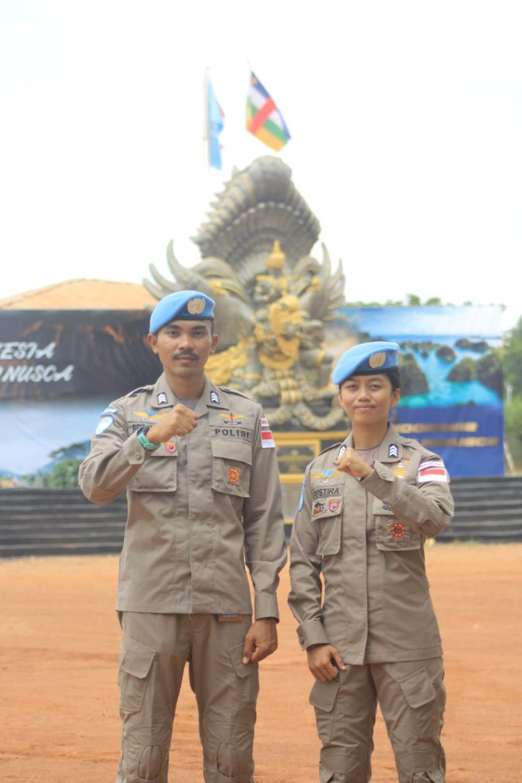 Brigpol Bimo Akbar Brigantoro dan Brigpol Gustira Arisantika, S.H., M.H., resmi terpilih untuk bergabung dalam misi perdamaian Perserikatan Bangsa-Bangsa (PBB) di Afrika Tengah. Kamis 24/10/2025.