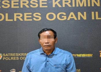 Seorang suami berinisial Mat Nasir (53) diamankan karena melakukan kekerasan terhadap istrinya Suryani (51).