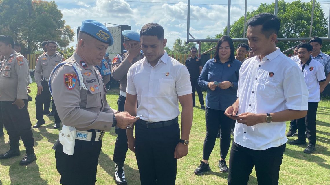 Kegiatan dimulai dengan apel pengecekan personel, dilanjutkan pemeriksaan secara menyeluruh terhadap anggota Polri maupun ASN.