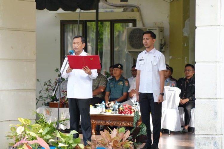 Wakil Wali Kota Sabang, Suradji Junus, usai Upacara Peringatan Hari Kesehatan Nasional (HKN) ke-61 Tahun 2025, yang dilaksanakan di Halaman Kantor Dinas Kesehatan dan Keluarga Berencana Kota Sabang, Rabu (12/11/25).