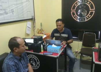 pemeriksaan terkait peristiwa tersebut yang dilakukan terhadap sejumlah personel pada Ruang Sipropam di Mapolresta Palangka Raya, Jalan Tjilik Riwut Km. 3,5, Kamis (13/11/2025) siang.