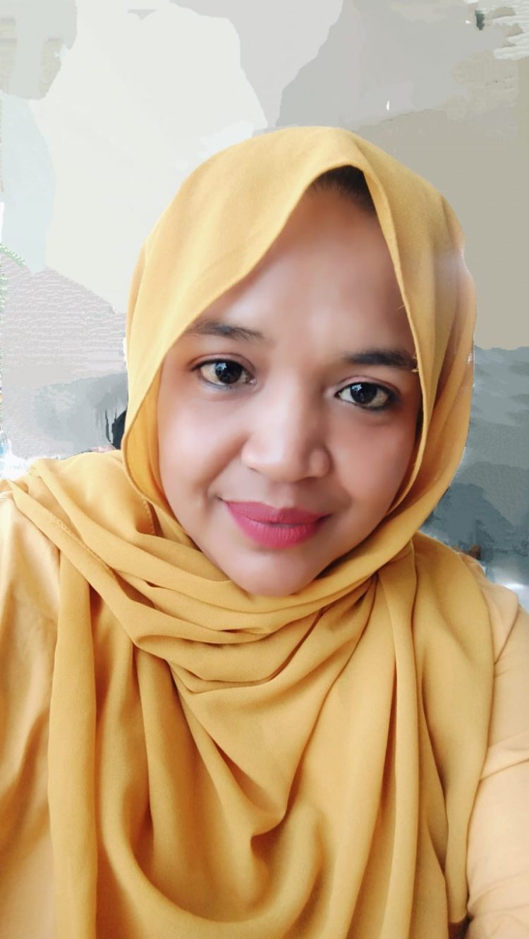 Sekretaris Forum Relawan Demokrasi (Foreder), Yulindawati