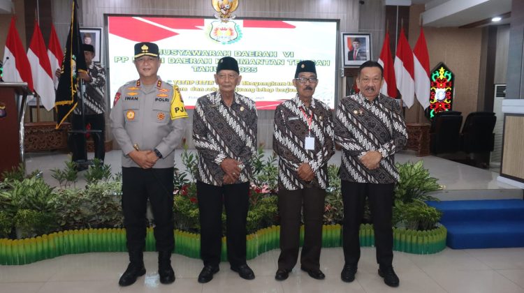 Kapolda Kalimantan Tengah (Kalteng), Irjen Pol Iwan Kurniawan, S.I.K., M.Si. membuka secara langsung Musyawarah Daerah (Musda) VI Persatuan Purnawirawan (PP) Polri, bertempat di Aula Arya Dharma, Mapolda setempat, Selasa (18/11/2025).