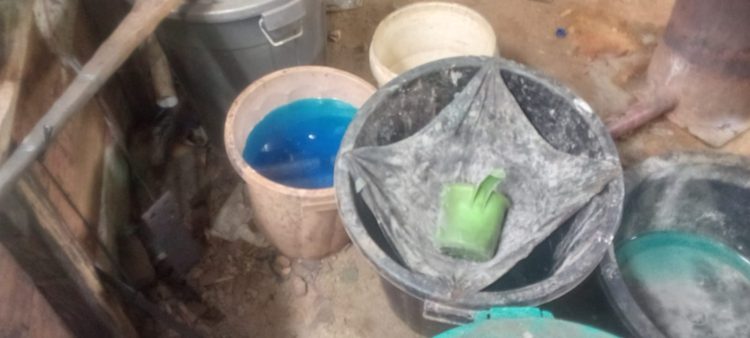 Aktivitas pertambangan emas tanpa izin (PETI) di kawasan Suwawa Timur, Desa Tolabolo, Kabupaten Bone Bolango, Gorontalo