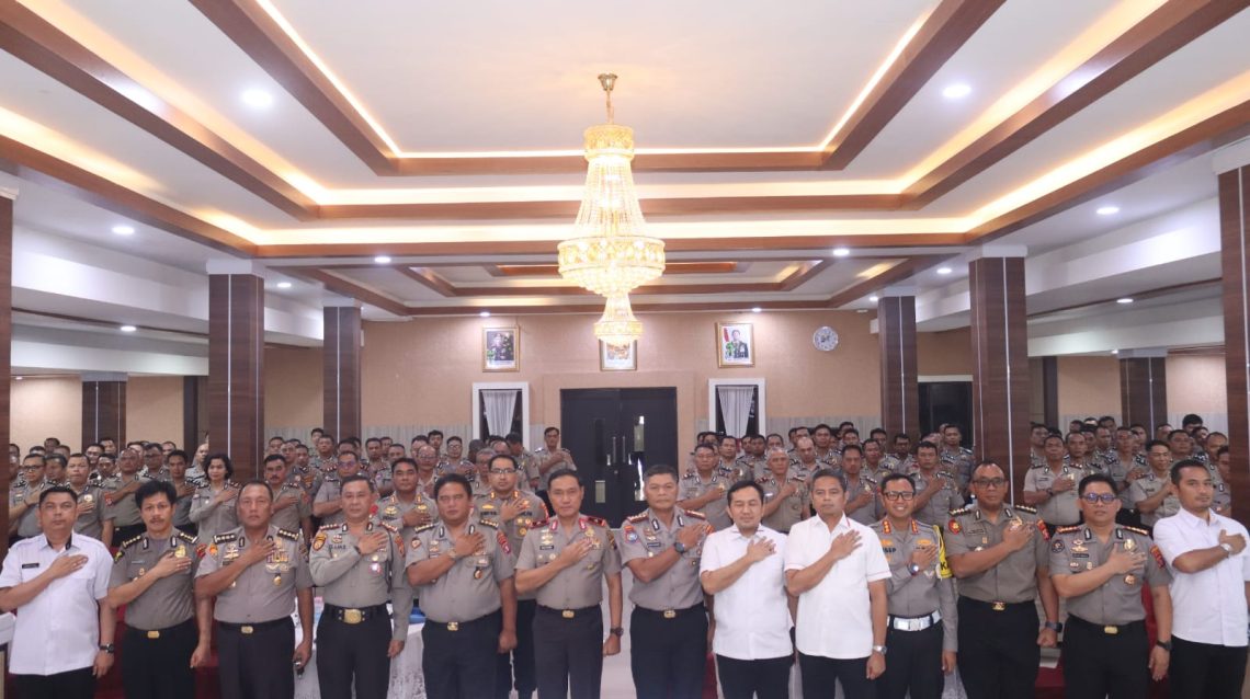 Polda Kalimantan Tengah (Kalteng) menggelar Rapat Kerja Teknis (Rakernis) fungsi Pembinaan Masyarakat (Binmas), bertempat di Aula Arya Dharma, Mapolda setempat, Jl. Tjilik Riwut Km.1, Kota Palangka Raya, Rabu (26/11/2025).