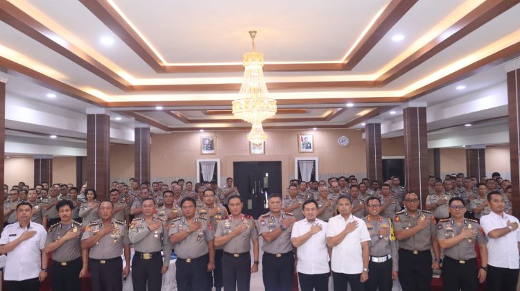 Polda Kalimantan Tengah (Kalteng) menggelar Rapat Kerja Teknis (Rakernis) fungsi Pembinaan Masyarakat (Binmas), bertempat di Aula Arya Dharma, Mapolda setempat, Jl. Tjilik Riwut Km.1, Kota Palangka Raya, Rabu (26/11/2025).