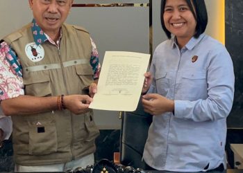 Satuan Reserse Narkoba (Satresnarkoba) Polresta Palangka Raya menerima kunjungan dan penyampaian deklarasi dari Gerakan Dayak Anti Narkoba (GDAN) dalam sebuah kegiatan koordinasi yang berlangsung di Ruang Gelar Perkara Satresnarkoba, Kamis (27/11/2025).