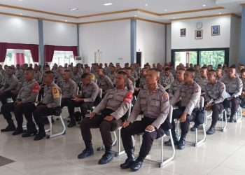 Rumah Sakit (Rumkit) Bhayangkara Tingkat III Palangka Raya Polda Kalteng memberikan pembekalan kesehatan kepada Siswa Diktuk Bintara Polri T.A. 2025 bertempat di Aula Diviacita SPN Tjilik Riwut Polda Kalteng, Senin (1/12/2025) pagi.
