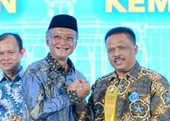 Kakorlantas Polri Irjen Pol. Drs. Agus Suryonugroho S.H., M.Hum., menerima penghargaan bergengsi Sutami Awards 2025 dari Kementerian Pekerjaan Umum atas kontribusinya dalam pembangunan infrastruktur di Indonesia.