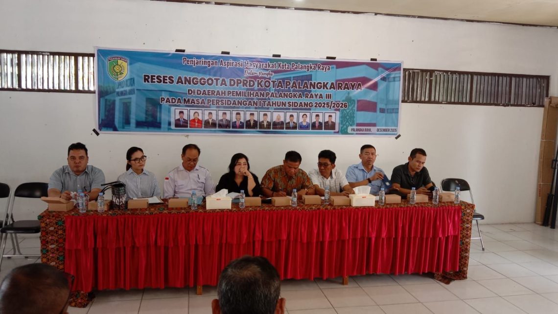 Polsek Bukit Batu Polresta Palangka Raya turut mendukung kelancaran kegiatan Reses Anggota DPRD Kota Palangka Raya Daerah Pemilihan (Dapil) I yang digelar di Aula Balai Basara, Kelurahan Tangkiling, Kecamatan Bukit Batu, Sabtu (13/12/2025).