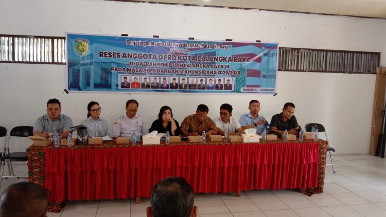 Polsek Bukit Batu Polresta Palangka Raya turut mendukung kelancaran kegiatan Reses Anggota DPRD Kota Palangka Raya Daerah Pemilihan (Dapil) I yang digelar di Aula Balai Basara, Kelurahan Tangkiling, Kecamatan Bukit Batu, Sabtu (13/12/2025).