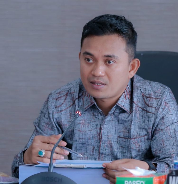 Mantan Ketua DPRK Nagan Raya Joniadi, SE,