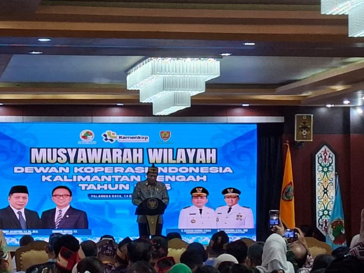 Kegiatan tersebut dihadiri oleh Menteri Koperasi Republik Indonesia Ferry Juliantono, Gubernur Kalimantan Tengah H. Agustiar Sabran, Wakil Gubernur, unsur Forkopimda, pengurus koperasi, serta tamu undangan dari berbagai instansi terkait.